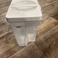 Roborock Q Revo Pro Robot Vacuum CLEAN water tank canister bin