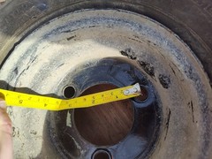 Carlisle 3 Three Lug 4.10/3.50-6 Usa Lincoln Floor Scrubber Tire And Wheel