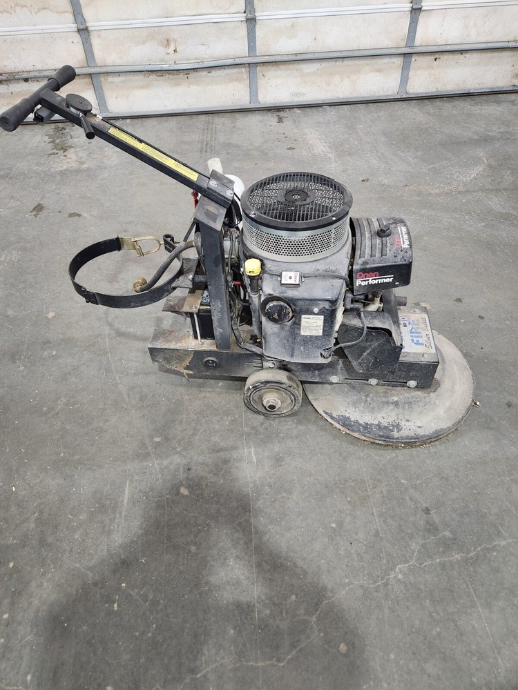 Silver Bullet Center Fire LPG Floor Scrubber W/Onan P248V-L/11610H Engine