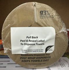 Tork ShopMax Wiper 450 Centerfeed Refill Shop Towels – Roll of 200 – Damaged