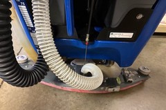 24V WINDSOR SABER CUTTER WALK BEHIND SCRUBBER, VERY CLEAN, 257 HOURS