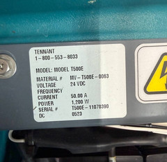 Tennant T500e 32″ Dual Disk Walk-Behind Floor Scrubber Cleaner | 545 Hrs