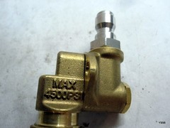 Hydro adjustable pivoting nozzle holder 4500psi