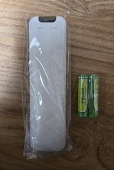OEM Remote, Owners Manual, Side Brush, Filter iHome iHRV1-WHT AutoVac Eclipse