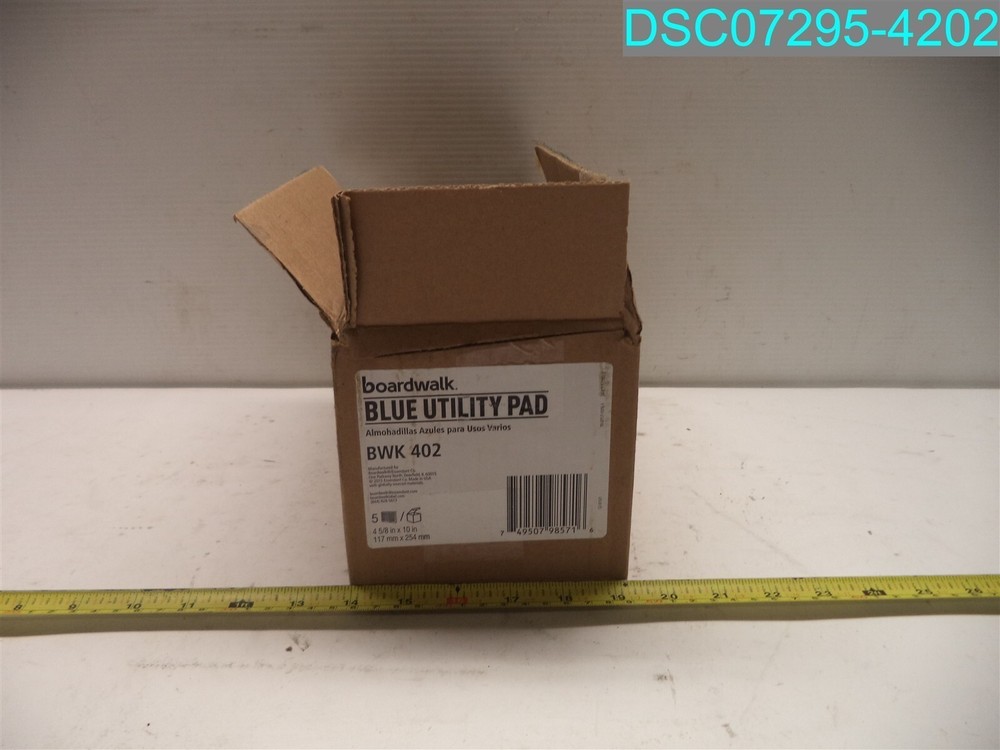 QTY=5( 1 BX OF 5):Boardwalk BWK402 Medium-Duty 4″ 5/8x 10″ Pad Blue 749507985716