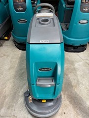 Tennant T300e 20″ Single Disk Walk-Behind Floor Scrubber Cleaner | 286 Hrs