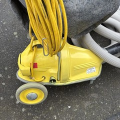 NSS M-1 PIG HEAVY DUTY PORTABLE VACUUM & BAG + HOSE WOW!! WORKS GOOD!