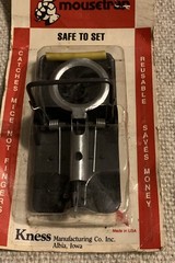 Snap-E Mouse Trap Kness (2) Snap Traps, Reusable, New In Package