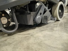 2021 NILFISK ADVANCE ES4000 CARPET EXTRACTOR ONLY 3 HOURS