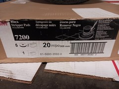 5 NEW 3M 7200 20″ BLACK STRIPPER PADS