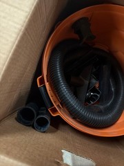 RIDGID 9 Gal. 4.25 HP NXT Wet Dry Vac, Debris Filter, Locking Hose, Attachments