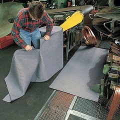 Pig Mat411 Sorbent Roll, 42 Gal, 30 In X 200 Ft, Universal, Gray, Polypropylene