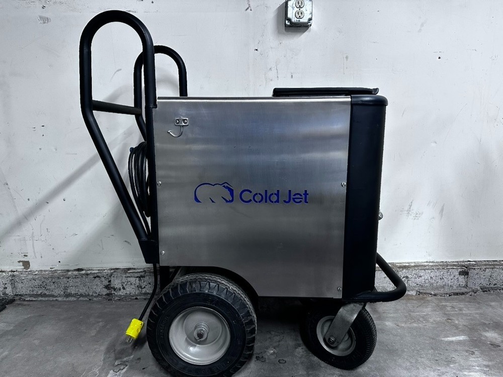 Cold Jet Aero 40FP Dry Ice Blasting System + P400 Aftercooler Complete Pkg