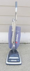 Sanitaire S649 840 Watt Upright Vacuum Cleaner – Works Well