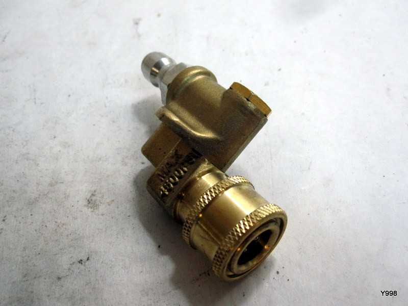 Hydro adjustable pivoting nozzle holder 4500psi
