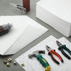 Oil Absorbent Pads for Garage & Basement 100 Pcs Dimpled Water Mat