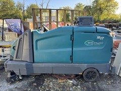 20??TENNANT M17 – H2O w or WO batteries Please Read descript