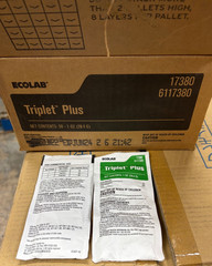 50x 1oz pkts Triplet Plus Cleaner Mix EXP 6/2024 17380 6117380 ECOLAB