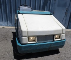 Tennant 355 Ride-On Floor Sweeper 2415 Hrs.