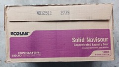 Ecolab 16005 Solid Navisour Concentrated Laundry Sour – (2/Case, 6 Pounds Each)