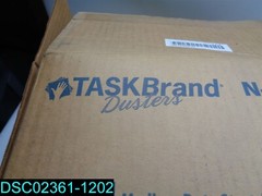 Qty=400 TASKBRAND DS-M Duster, 21″X24″, Quarterfold, Polybag, Yellow