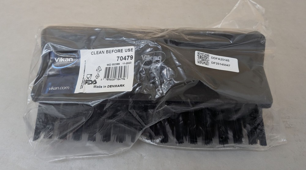 Vikan 70479 10.4″ Black High Low Floor Scrub Brush