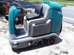 2019 – Tennant T12 Floor Scrubber Sweeper Cleaner – For Parts – T-12