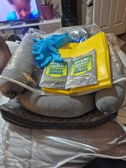 OIL-DRI Spill Kit: 7 gal Volume Absorbed Per Kit, Bag