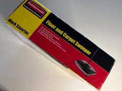 Rubbermaid Commercial 421288BLA 44 in. Floor and Carpet Sweeper – Black/gray NEW