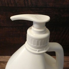 1 Gallon White Plastic Liquid Bottle Hdpe Jug Container 1.5L with Pump