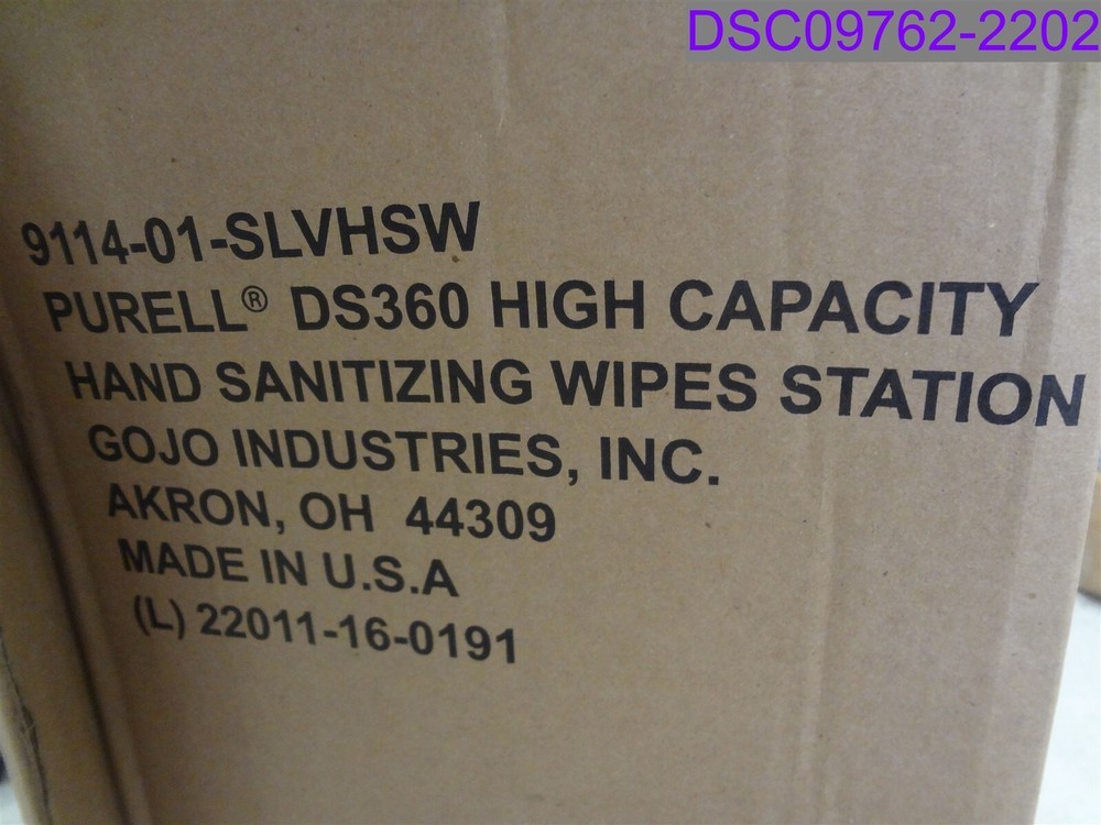 High Capacity Station w Integrated Waste Receptacle 9114-01-SLVHSW