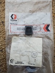 Graco 108261. 108-261 Valve Slide