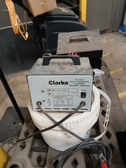 American Lincoln/Clarke 40520A, CHARGER (24V)(8A)(120VAC)(60HZ)