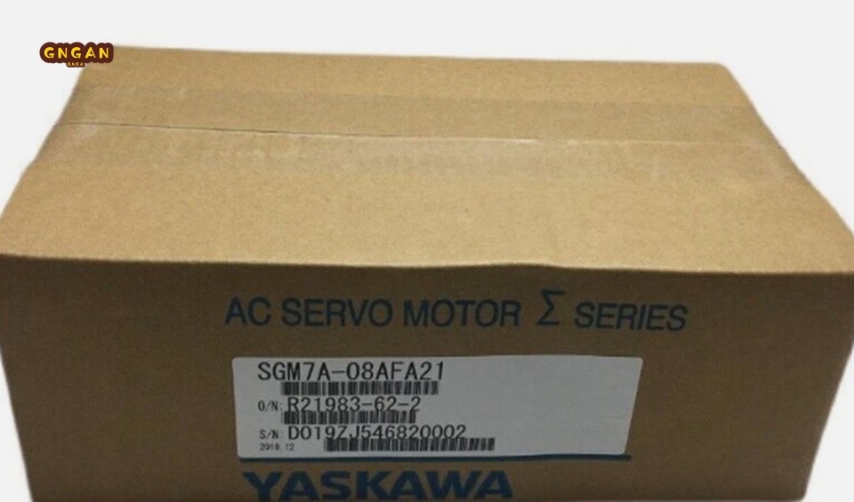 New In Box YASKAWA SGM7A-08AFA21 Servo Motor