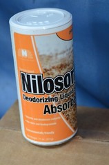 Case of 6 Nilosorb Deodorizing Liquid Spill Moisture Absorbent Granules Shaker