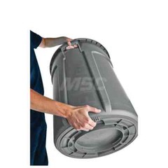 Rubbermaid 1867531 BRUTE Heavy Duty 32 Gallon Round Black Trash Can
