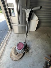 Minuteman Front Runner 1500 Electric Floor Burnisher, broken Rotating Handle