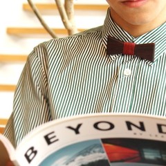 Wooden Bow Tie Sally – Carved Wood Bowtie (Unisex, Nordic Design)