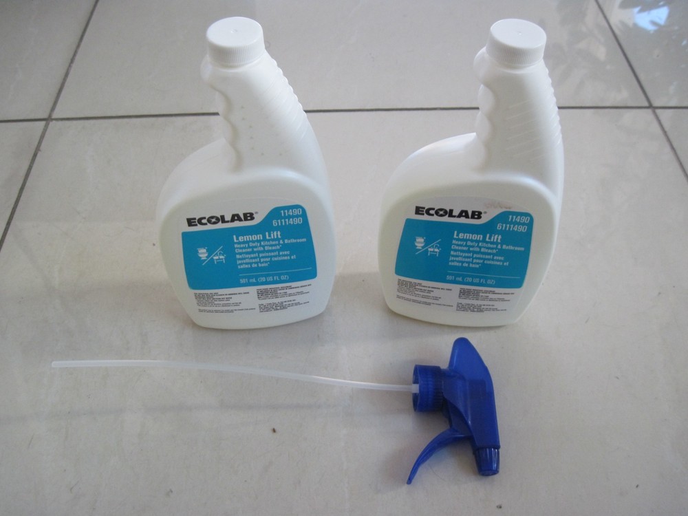 2X Ecolab 6111490 Lemon Lift Heavy Duty Kitchen & Bathroom Cleaner with Bleach
