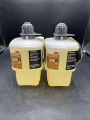 3M-23550 HB Quat Disinfectant Cleaner Concentrate 25H, Gray Cap, 2 Liter,