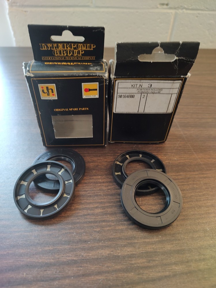 2 boxes GENERAL PUMP / Kit 3 Crankshaft Oil Seals / 8.702-801.0