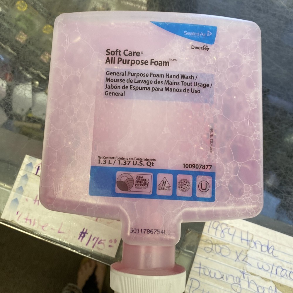 Diversey Soft Care All Purpose Foam Hand Wash 1.37US Qt./1.3L. Brand New. 6 Pack