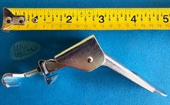 BRUSH HEAD LATCH, CLARKE FOCUS II, ENCORE WALK BEHIND SCRUBBERS, 55721A, 6C34