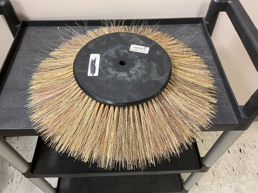 New Minuteman / Power Boss # 6514 Side Broom, Polyester