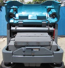 Tennant S30 Ride On Parking Lot Sweeper Gasoline GM 1600 Vortec Engine