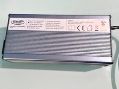 Tennant – OEM Charger Part# 1237438 – 36VDC, 5.3A, 240VAC, 60HZ, Tennant 4220840