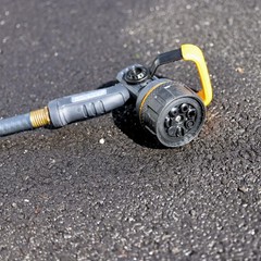 Melnor 65157AMZ Torrent Fireman’s Nozzle w/Quick Multi-Pattern, Black, Yellow