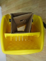 Tough Guy 5KDE9 Side Press Mop Wringer, Yellow Polypropylene, 32 oz Capacity
