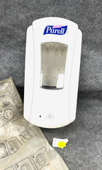 PURELL TOUCH FREE HAND SANITIZER DISPENSER (LOT OF 2)