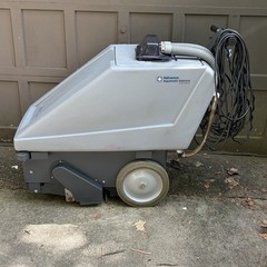 Nilfisk Advance Aquamatic Selectric Commercial Carpet Extractor Self-Propelled